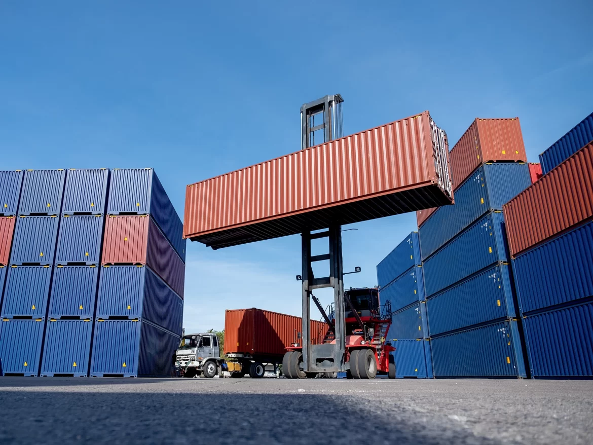 SCF 40ft Shipping Containers: Versatile Solutions for Your Cargo Needs